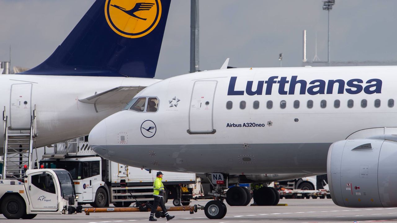 Thousands Of Air Passengers Stranded As Lufthansa Airline Ground Staff ...